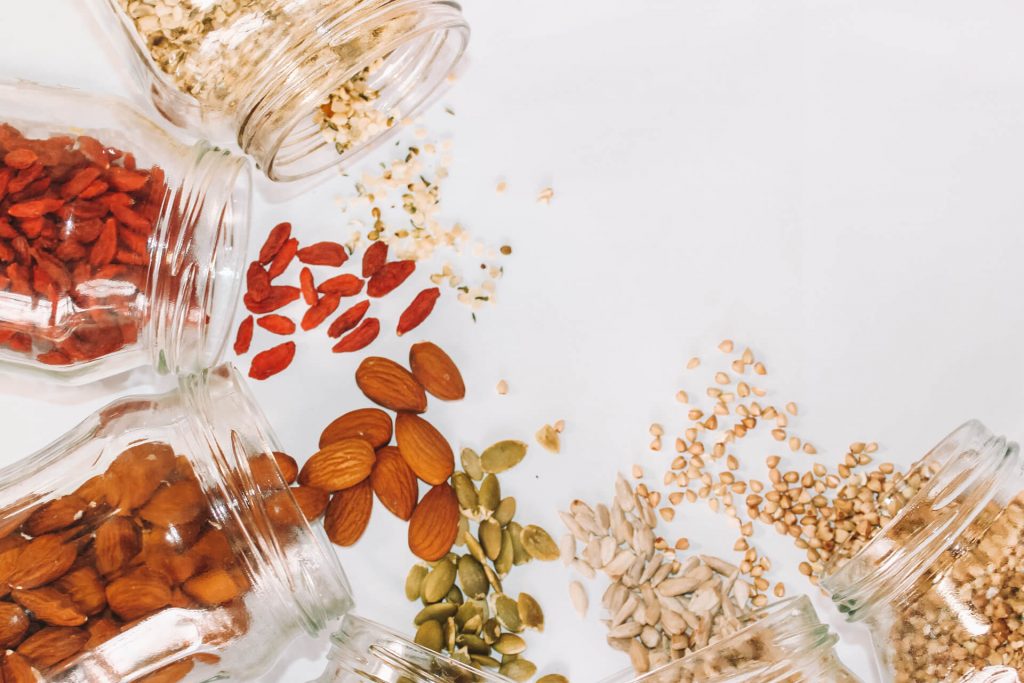 pro-amino-nuts-background-arriere-plan-noix