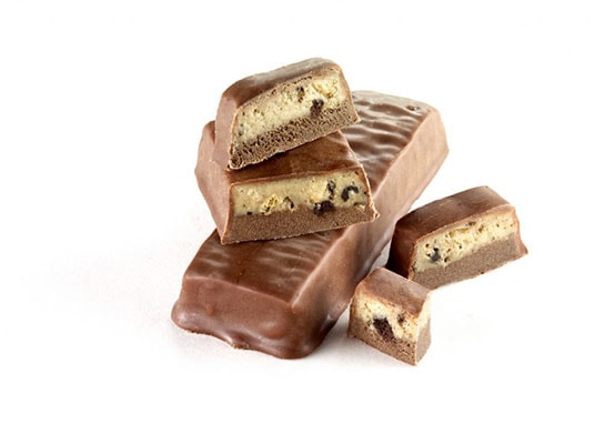 pro-amino-cookie-and-cream-bar-barre-biscuit-et-creme