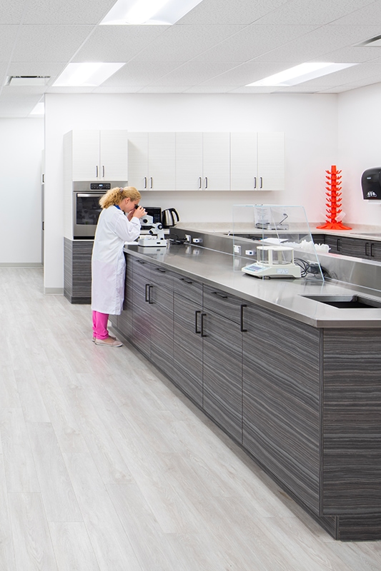 pro-amino-laboratory-laboratoire-manufacturer